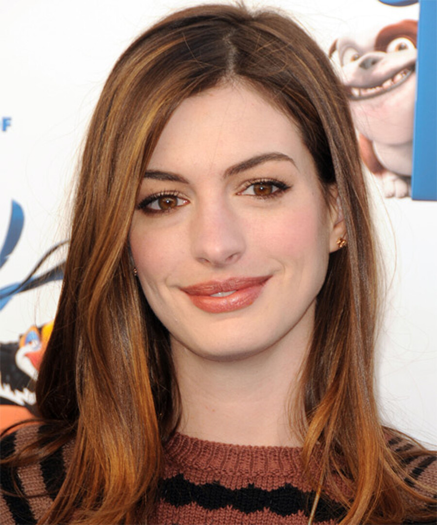 Anne Hathaway (1).jpg