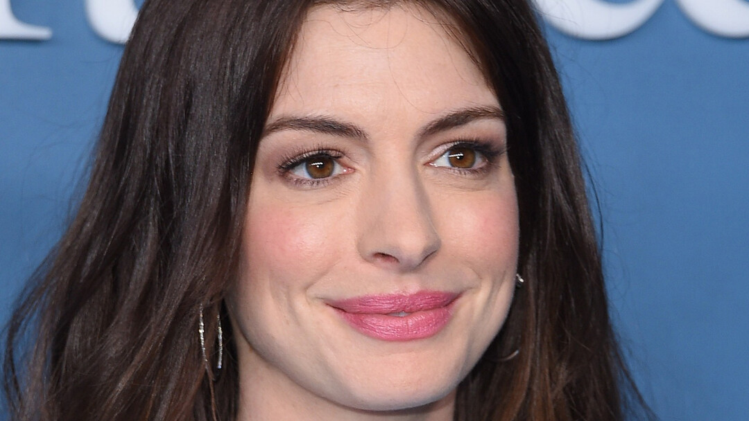 Anne Hathaway (9).jpg