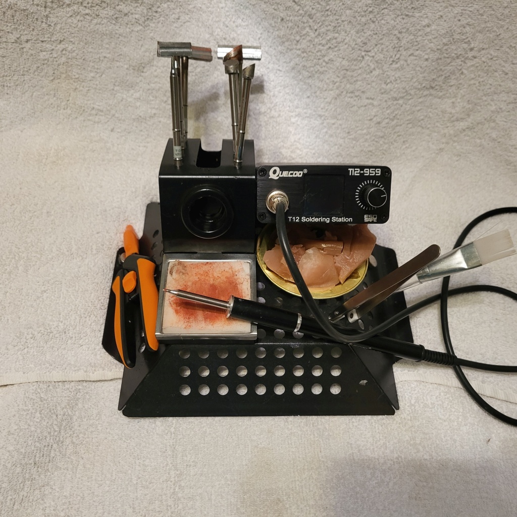 (01.0)_Soldering_Station.jpg