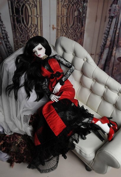 Goth Doll 012.jpg