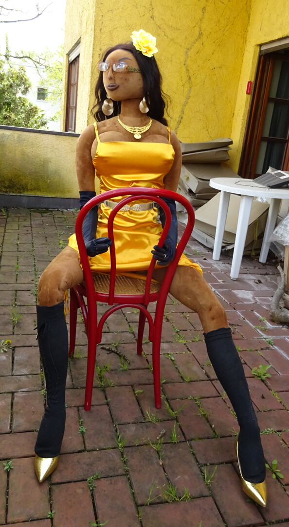 Roxi_Gold_Dress_04_Terrace.jpg