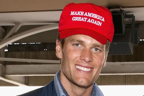 Tom_Brady_Exposed_as_Closet-a33cc534d69dd4b3b9a2299835ff09e8.jpg