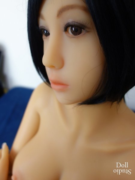 161 cm TPE love doll DH161 with ›Yui‹ head. Images courtesy of Doll House 168