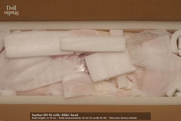 Unboxing Sanhui SH-92 with ›Miki‹ head - Dollstudio