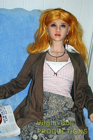 Virgin_Doll-250.jpg