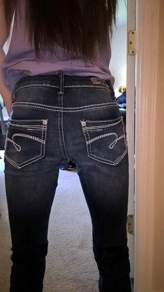 Do you like my favorite jeans ?