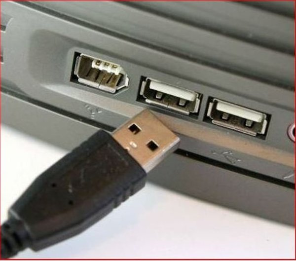 USB connection.jpg