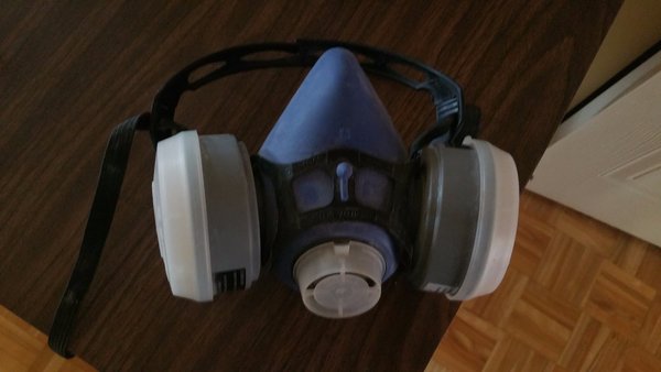Wear adequate protection! - Toxic fumes!