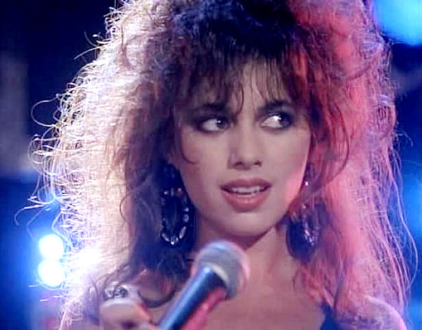 susanna hoffs.jpg