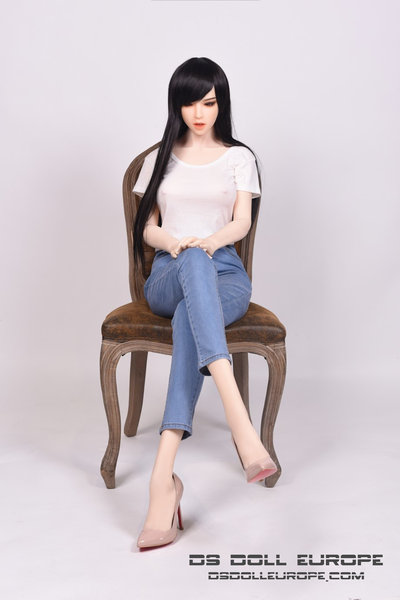 ds-163-plus-body-kayla-head-jeans-02.jpg