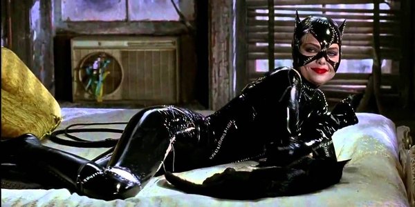 michelle-pfeiffer-catwoman.jpg