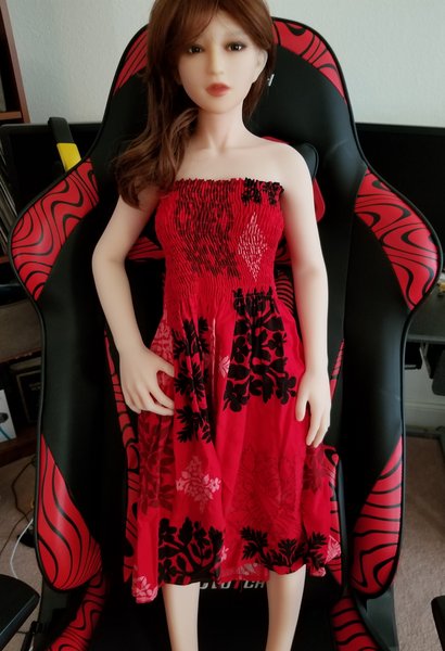 RedDress001.jpg