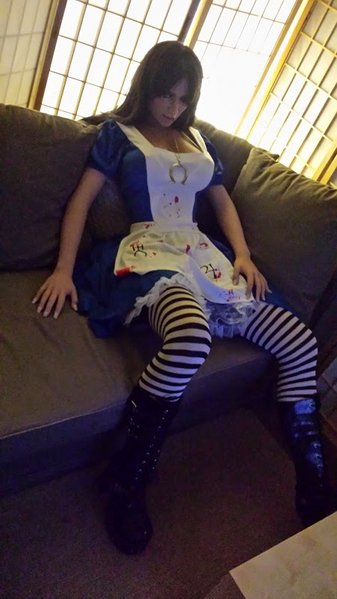 Alice Cosplay