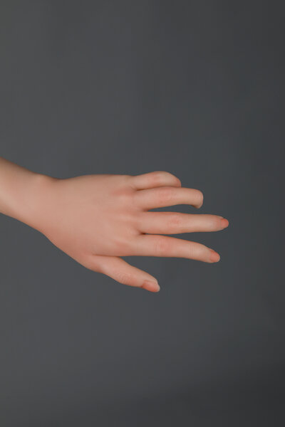 articulated-hands-pic-2.jpg
