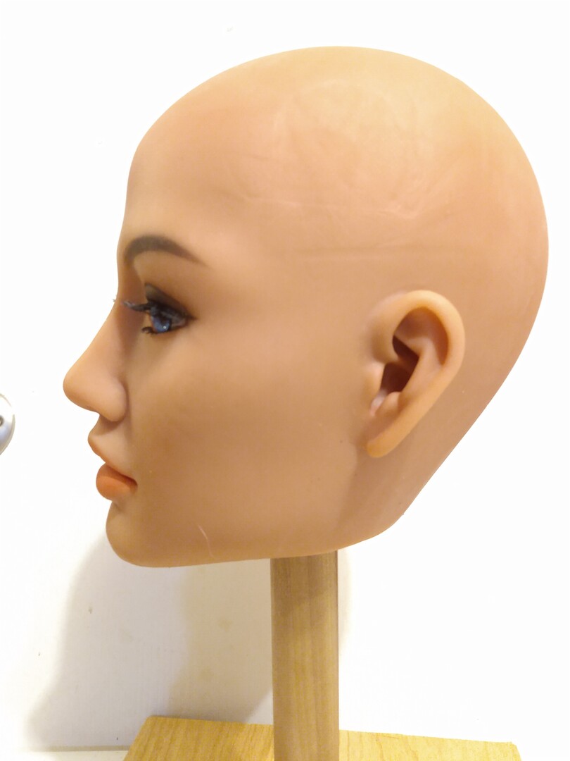 HEAD1.jpg