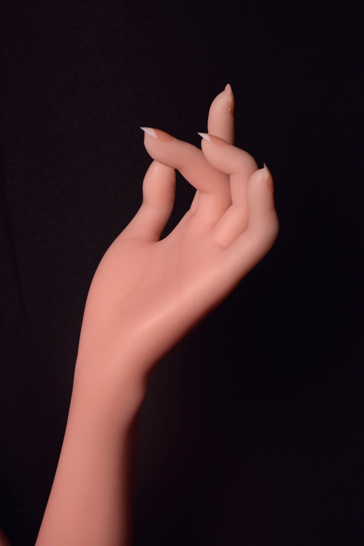 8-Articulated fingers-03.jpg