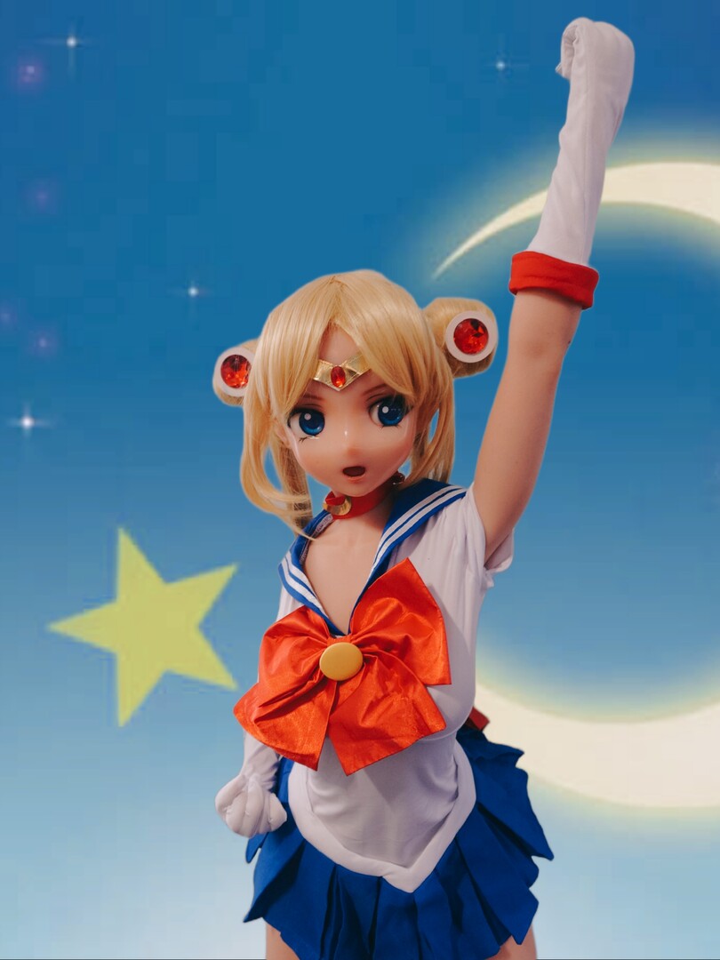 16 Sailor Moon