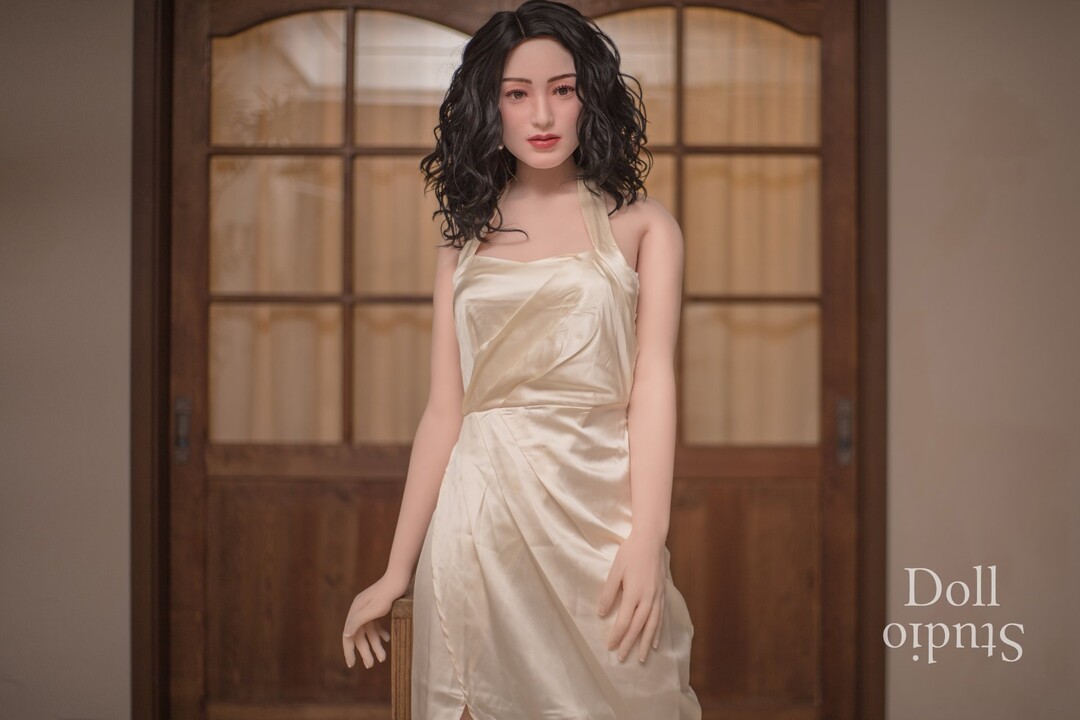 climax-doll-fd-t157c-body-sharla-silicone-head-cinnamon-01.jpg