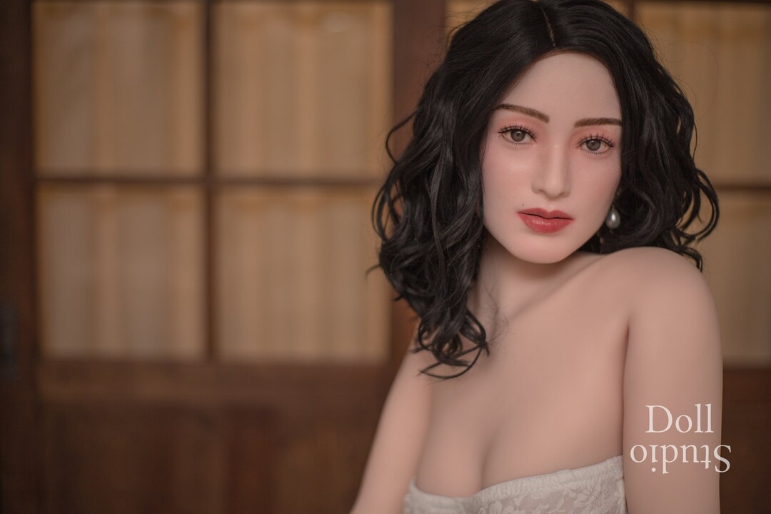 climax-doll-fd-t157c-body-sharla-silicone-head-cinnamon-08.jpg