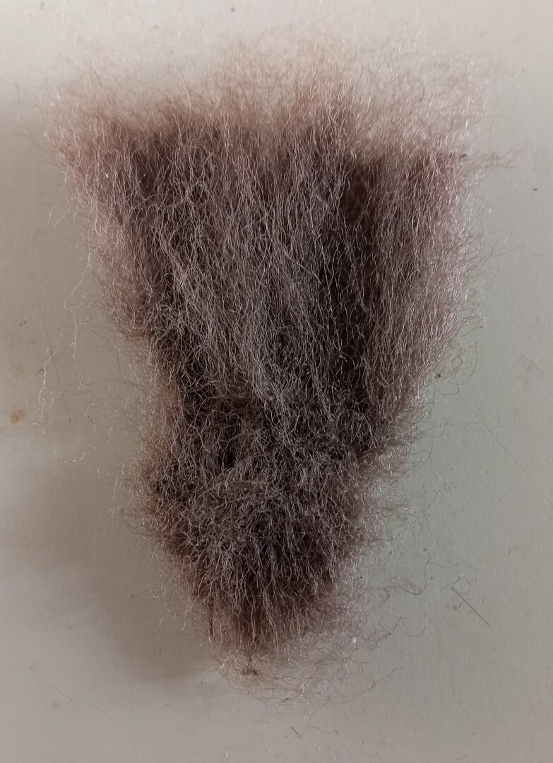 Yarn pubic patch (merkin)