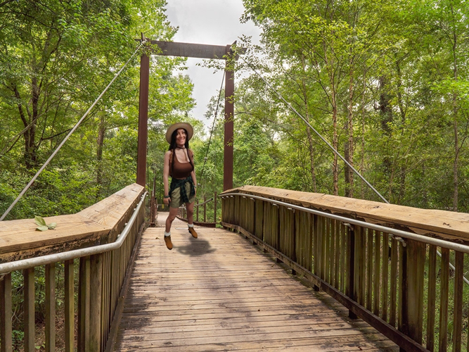 amber hiking 12.jpg