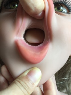 thumbnail_new tongue with uvula 2.jpg