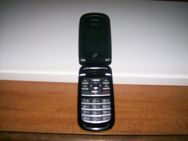 LG phone 002.JPG