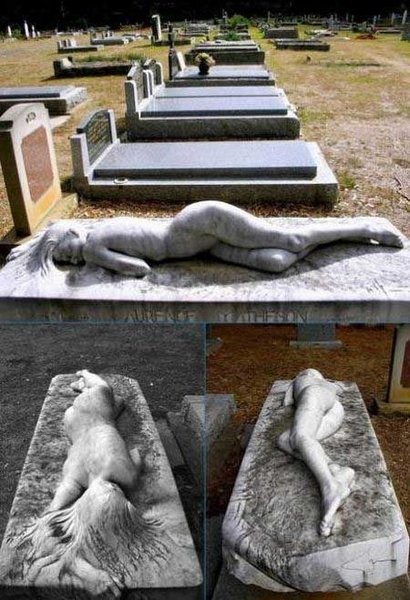 unusual_graves_and_tombstones_09.jpg