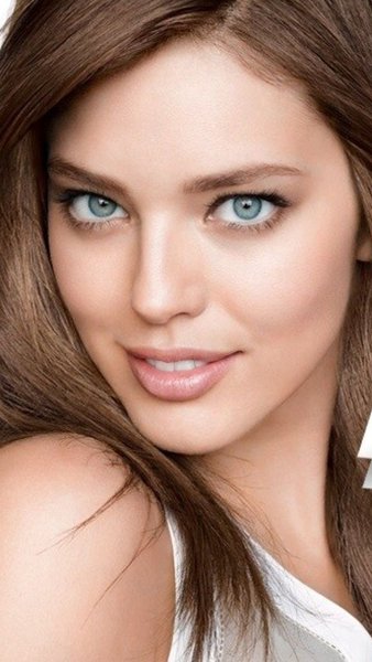 b1a8a6f15d565eae890c4e3dbc9982b4--maybelline-superstay-emily-didonato.jpg