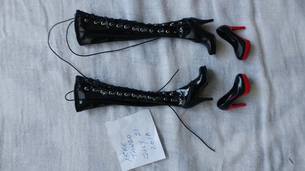 Long boots and high heels<br /><br />15$ USD for the lot.