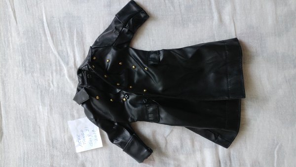 Leather long trench coat<br /><br />20$ USD