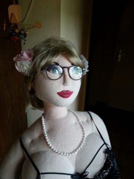 057_Also_Trying_Out_Pearl_Necklace_And_Flowers.jpg