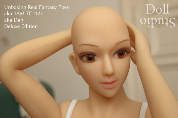 unboxing-real-fantasy-poey-deluxe-edition-dollstudio-4258.jpg